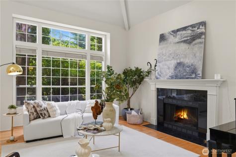 26057 SE 38th Street Sammamish WA 98029