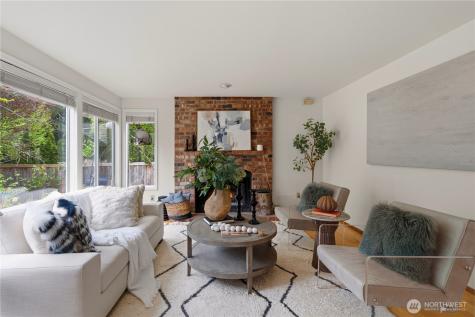 26057 SE 38th Street Sammamish WA 98029