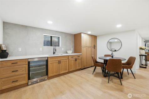 10731 18th Avenue SW Seattle WA 98146