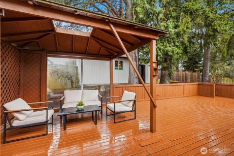 10731 18th Avenue SW Seattle WA 98146