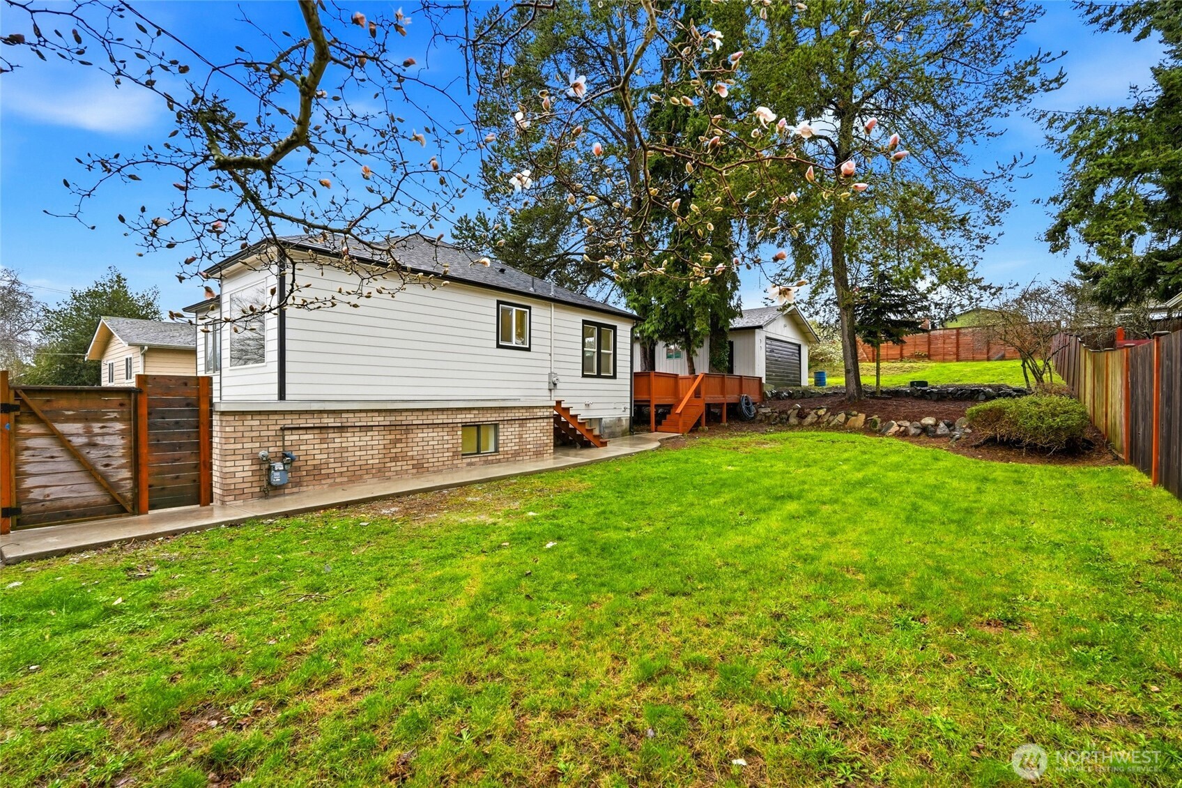 10731 18th Avenue SW Seattle WA 98146