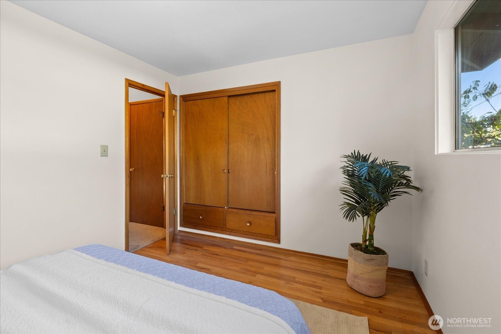 323 NW 202nd Street Shoreline WA 98177