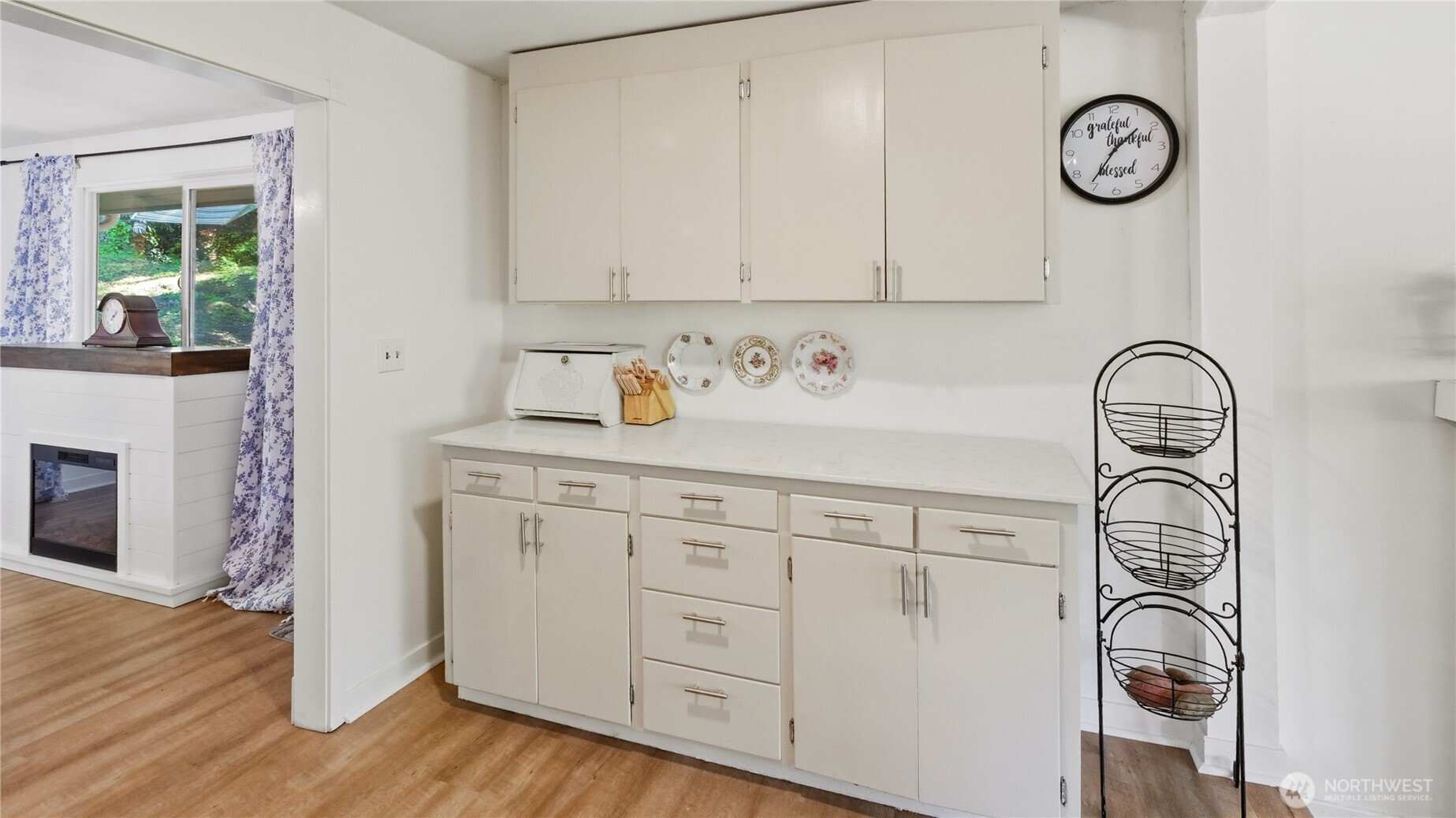 18427 Homeview Drive Edmonds WA 98026
