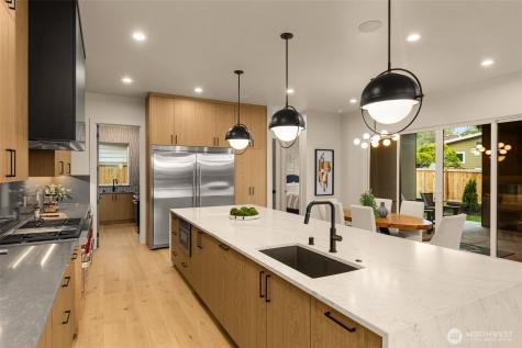 15625 SE 9th Street Bellevue WA 98008