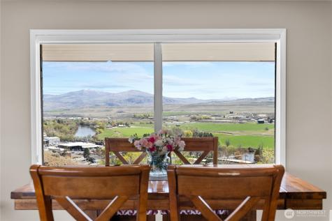 940 Sunrise Heights Road Okanogan WA 98840