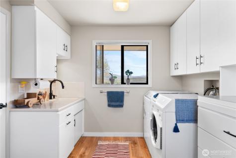 940 Sunrise Heights Road Okanogan WA 98840