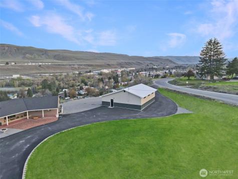 940 Sunrise Heights Road Okanogan WA 98840