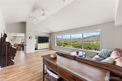 940 Sunrise Heights Road Okanogan WA 98840