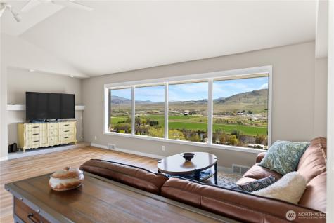 940 Sunrise Heights Road Okanogan WA 98840