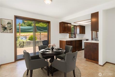 18552 15th Loop NE Poulsbo WA 98370