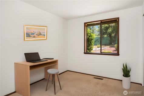 18552 15th Loop NE Poulsbo WA 98370