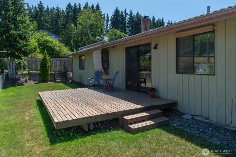 18552 15th Loop NE Poulsbo WA 98370