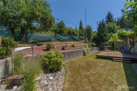 18552 15th Loop NE Poulsbo WA 98370