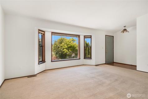 18552 15th Loop NE Poulsbo WA 98370