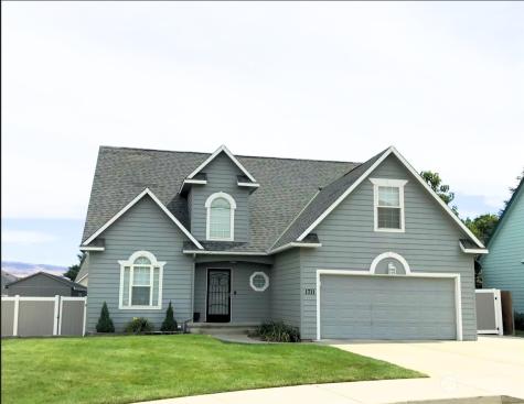 1711 Brandi Terrace Wenatchee WA 98801
