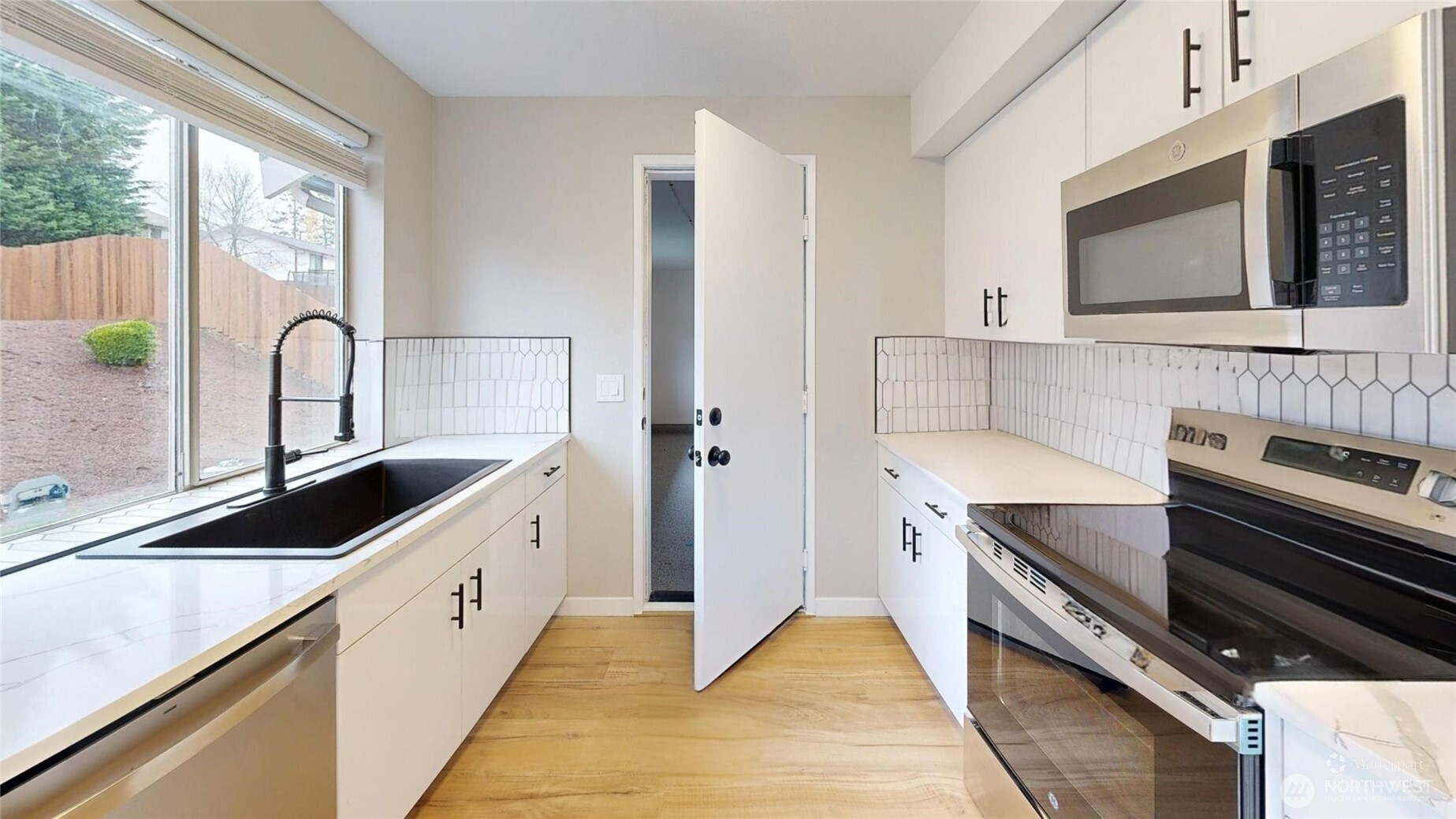 11406 SE 219th Place Kent WA 98031