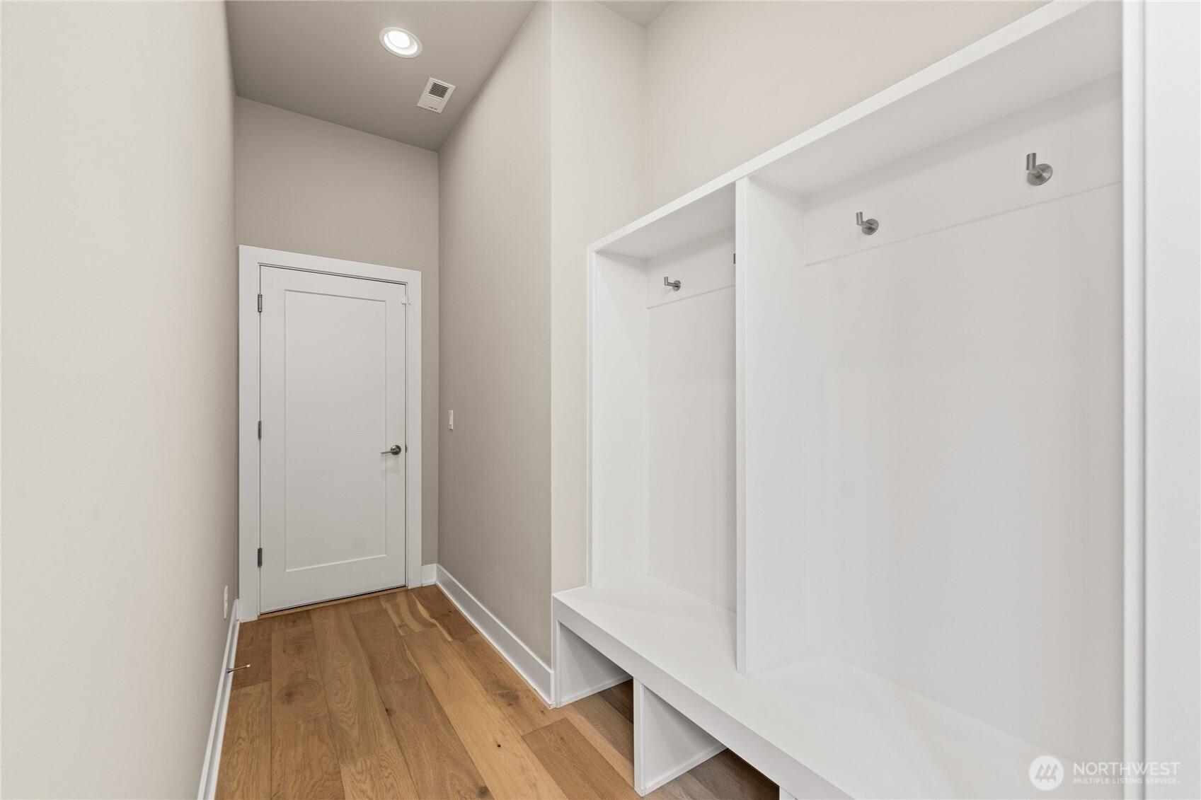 2483 NE 242nd Place Sammamish WA 98074