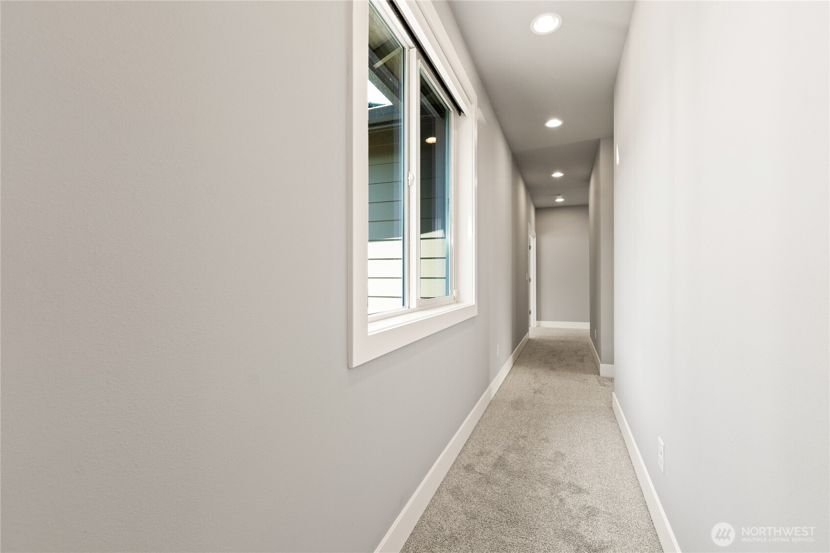2483 NE 242nd Place Sammamish WA 98074