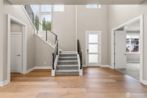 2483 NE 242nd Place Sammamish WA 98074