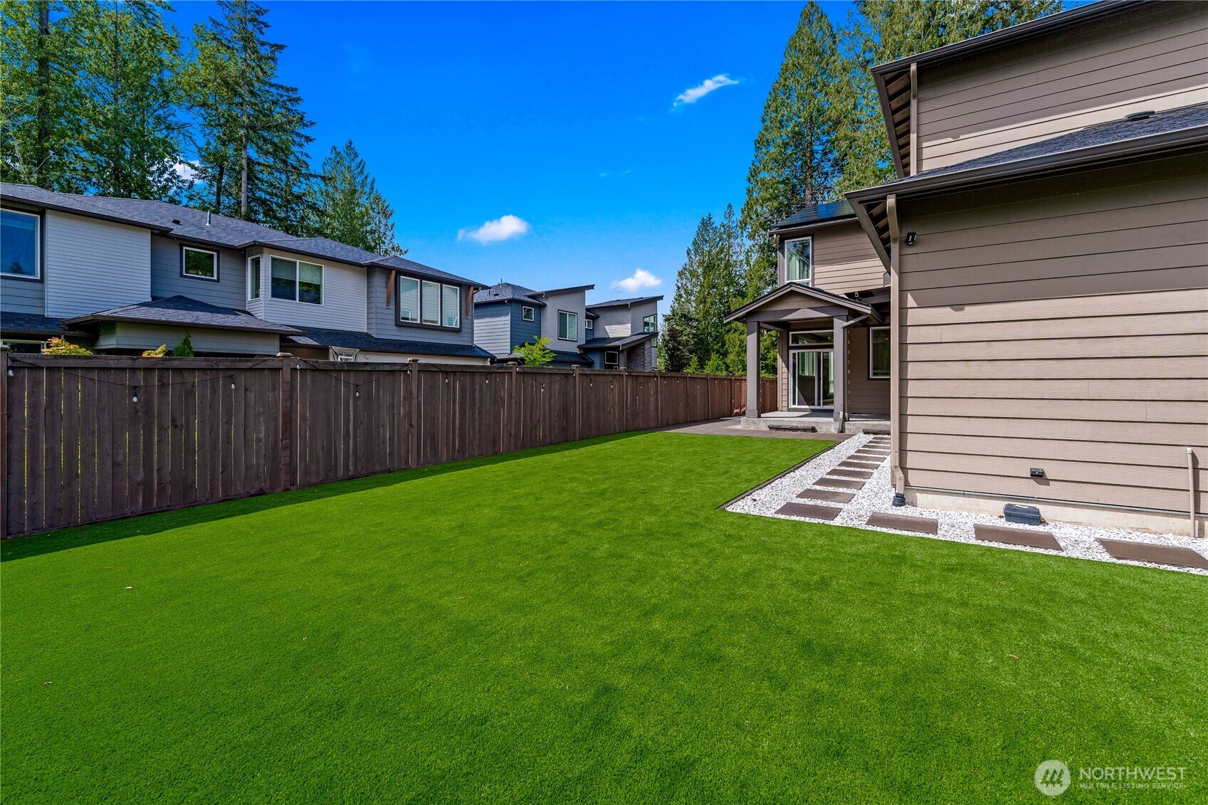 2483 NE 242nd Place Sammamish WA 98074