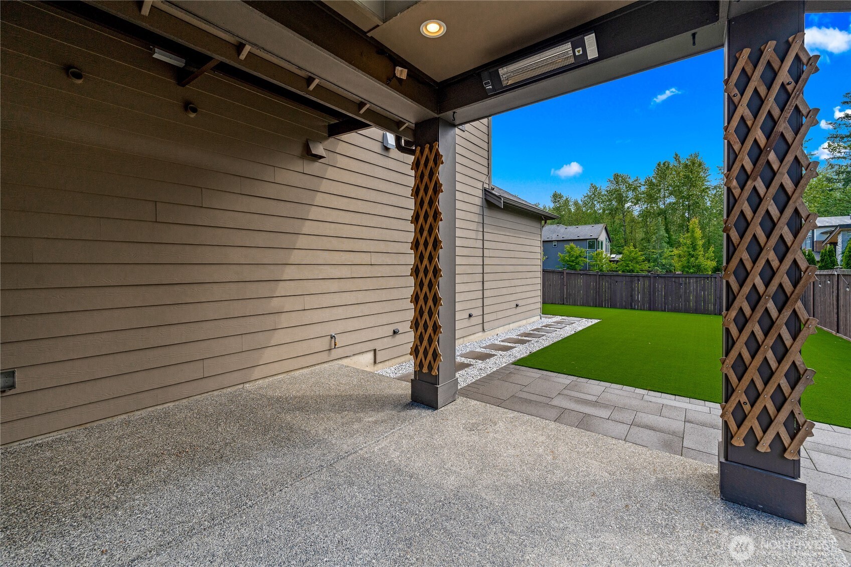 2483 NE 242nd Place Sammamish WA 98074