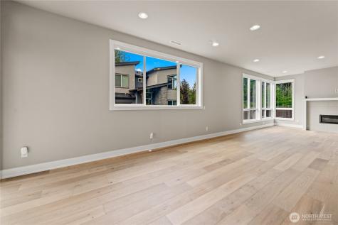 2483 NE 242nd Place Sammamish WA 98074
