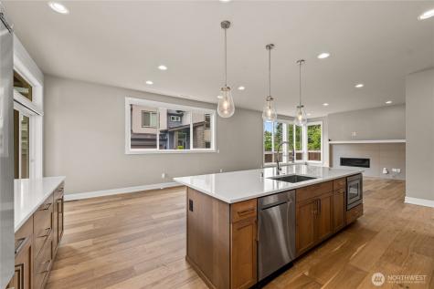 2483 NE 242nd Place Sammamish WA 98074