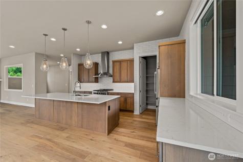 2483 NE 242nd Place Sammamish WA 98074