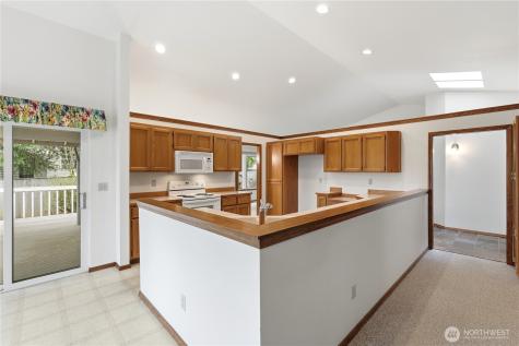 824 151st Place SW Lynnwood WA 98087