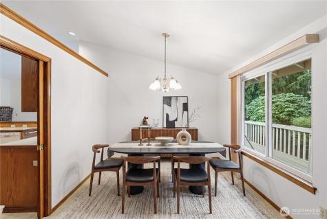 824 151st Place SW Lynnwood WA 98087