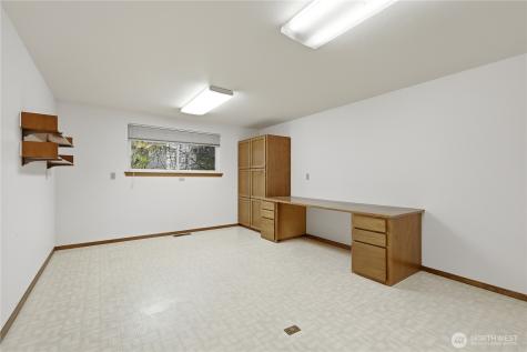 824 151st Place SW Lynnwood WA 98087