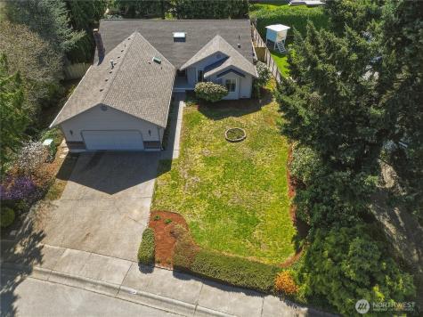 824 151st Place SW Lynnwood WA 98087