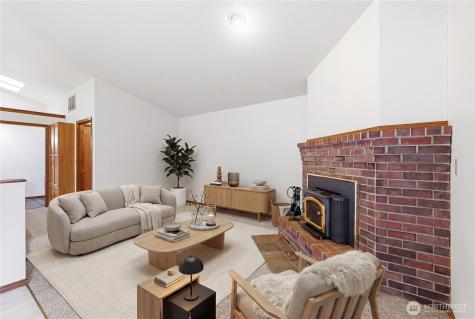 824 151st Place SW Lynnwood WA 98087