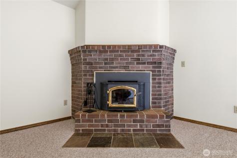 824 151st Place SW Lynnwood WA 98087