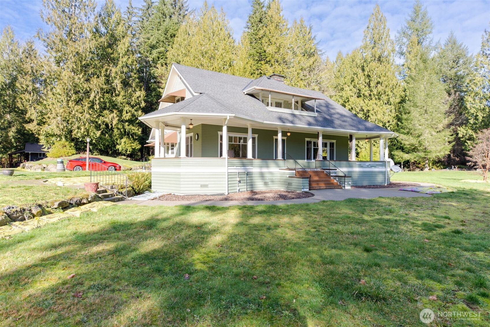 5566 Williams Lake Road Deming WA 98244
