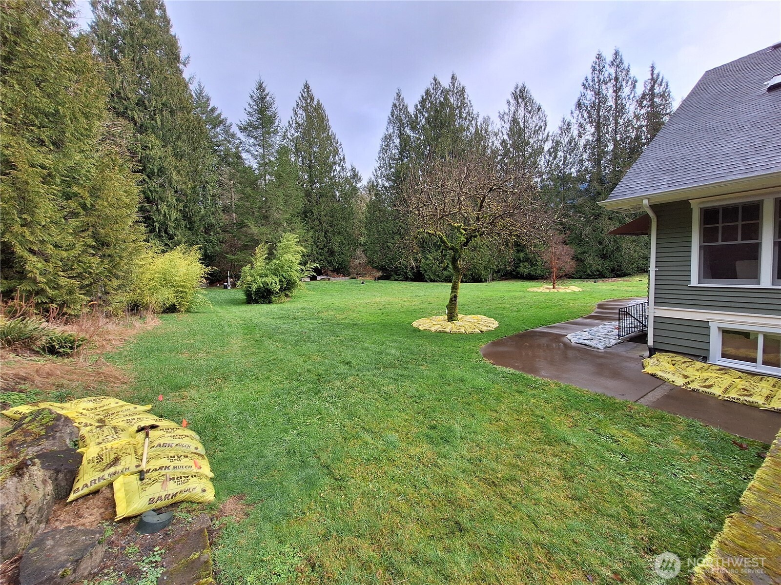 5566 Williams Lake Road Deming WA 98244
