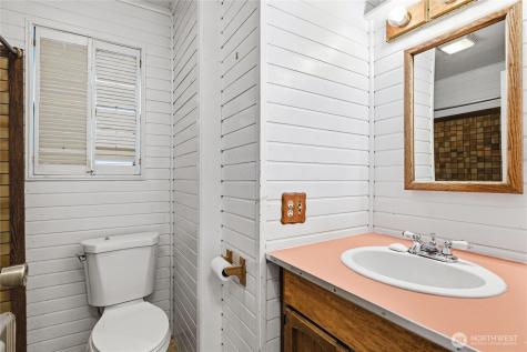 8434 34th Avenue S Seattle WA 98118