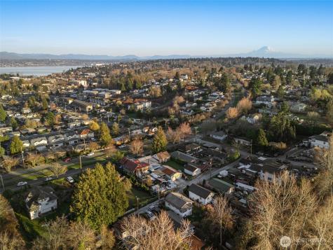 8434 34th Avenue S Seattle WA 98118