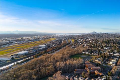 8434 34th Avenue S Seattle WA 98118