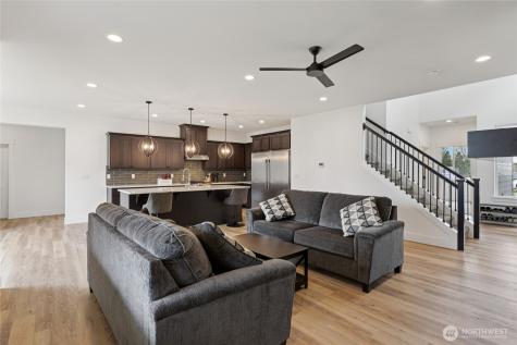 923 198th Street Court E Spanaway WA 98387