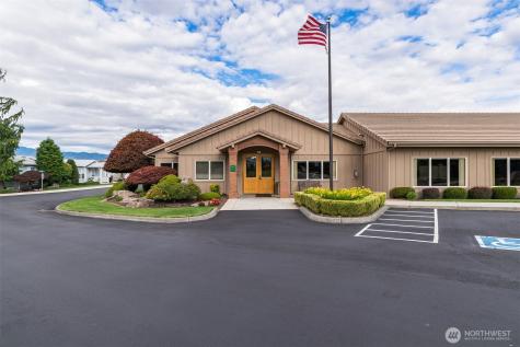 502 Songbrook Drive East Wenatchee WA 98802