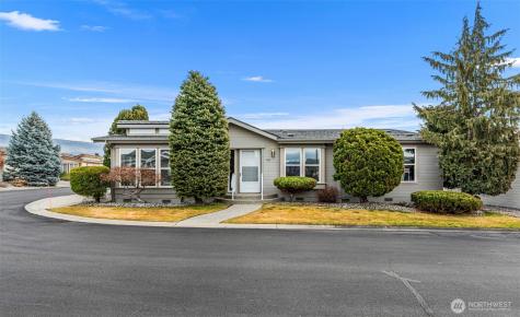 502 Songbrook Drive East Wenatchee WA 98802