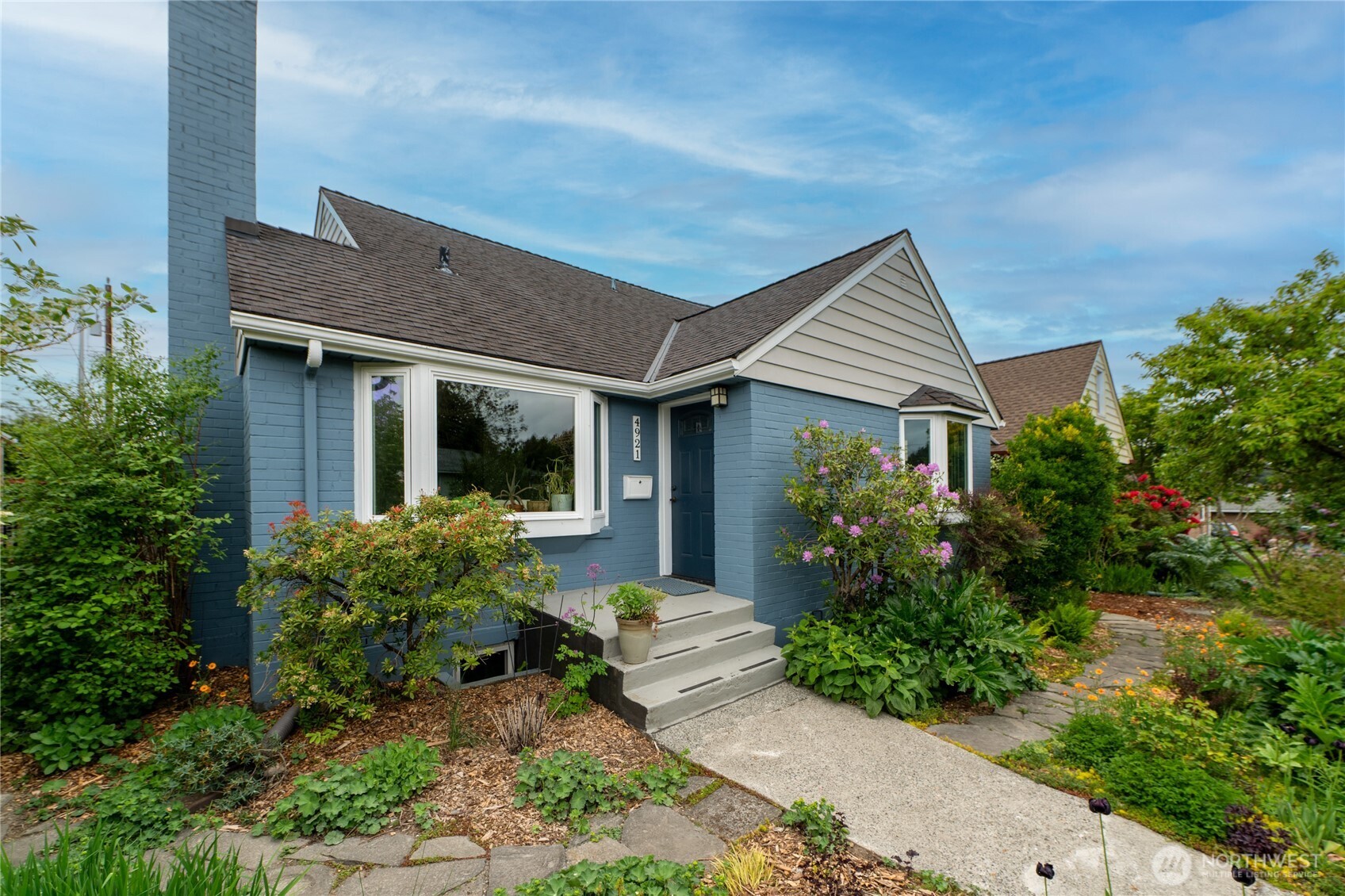 4921 24th Avenue S Seattle WA 98108
