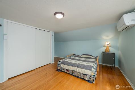 4921 24th Avenue S Seattle WA 98108
