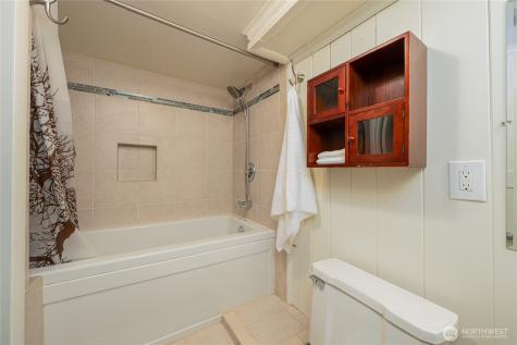 4921 24th Avenue S Seattle WA 98108