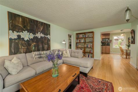 4921 24th Avenue S Seattle WA 98108