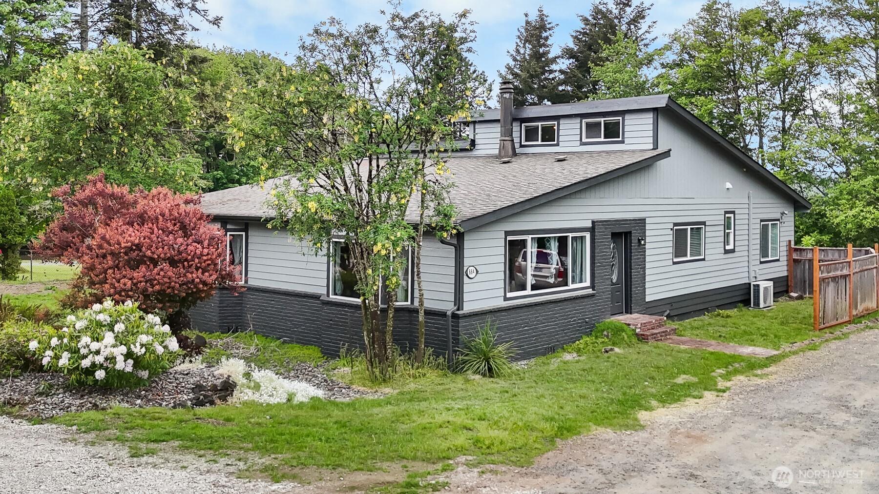 884 Fairmount Avenue Shelton WA 98584
