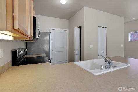 6516 127th Street Ct E Puyallup WA 98373
