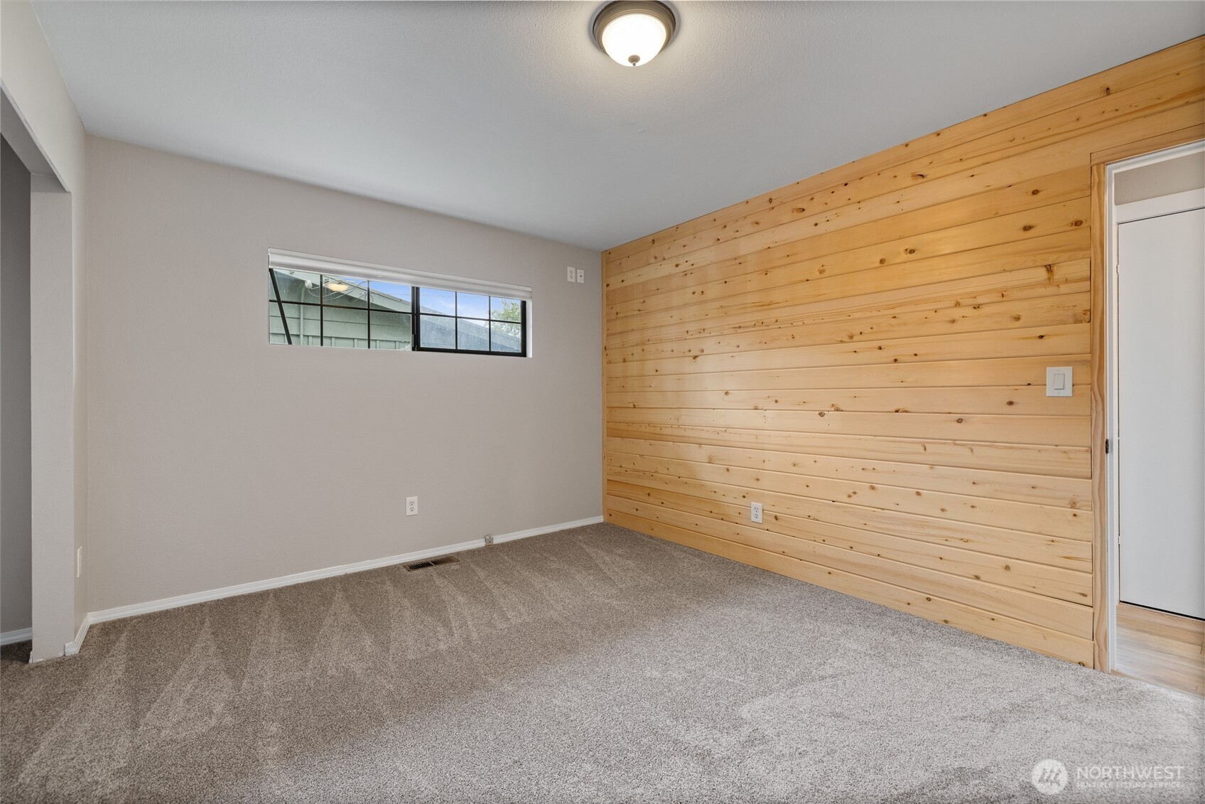 1117 N Hawthorne Street Tacoma WA 98406