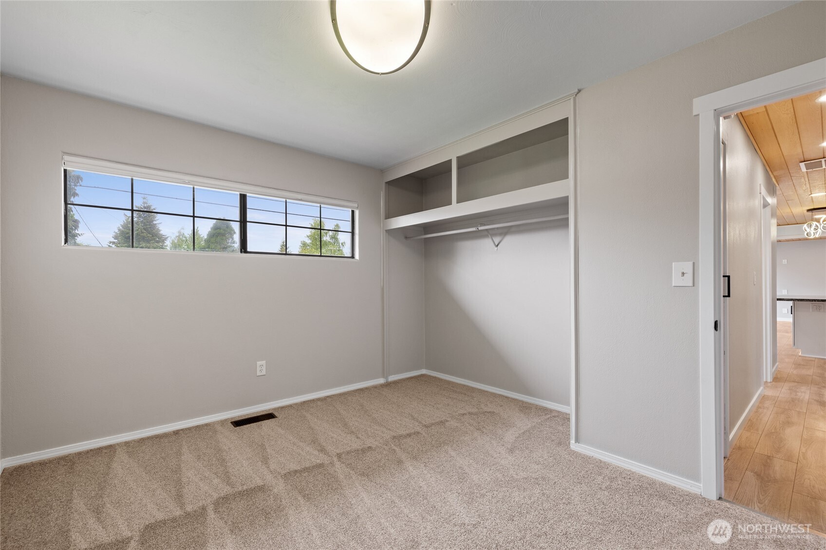 1117 N Hawthorne Street Tacoma WA 98406